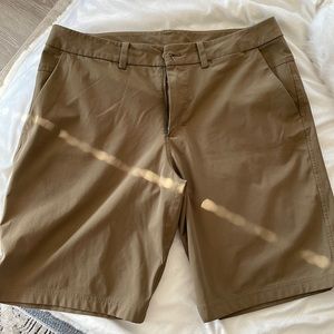Lululemon Commission Shorts - Khaki - 36w